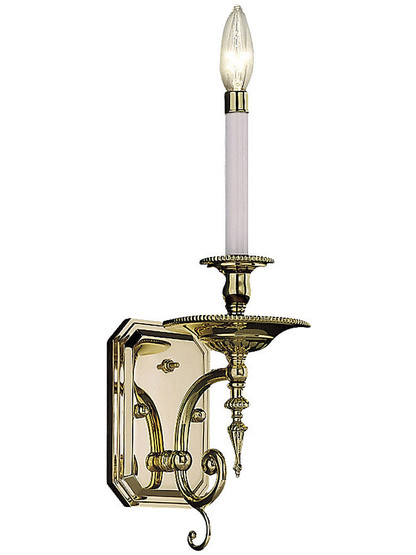 Kensington Single Sconce in Polished Brass.